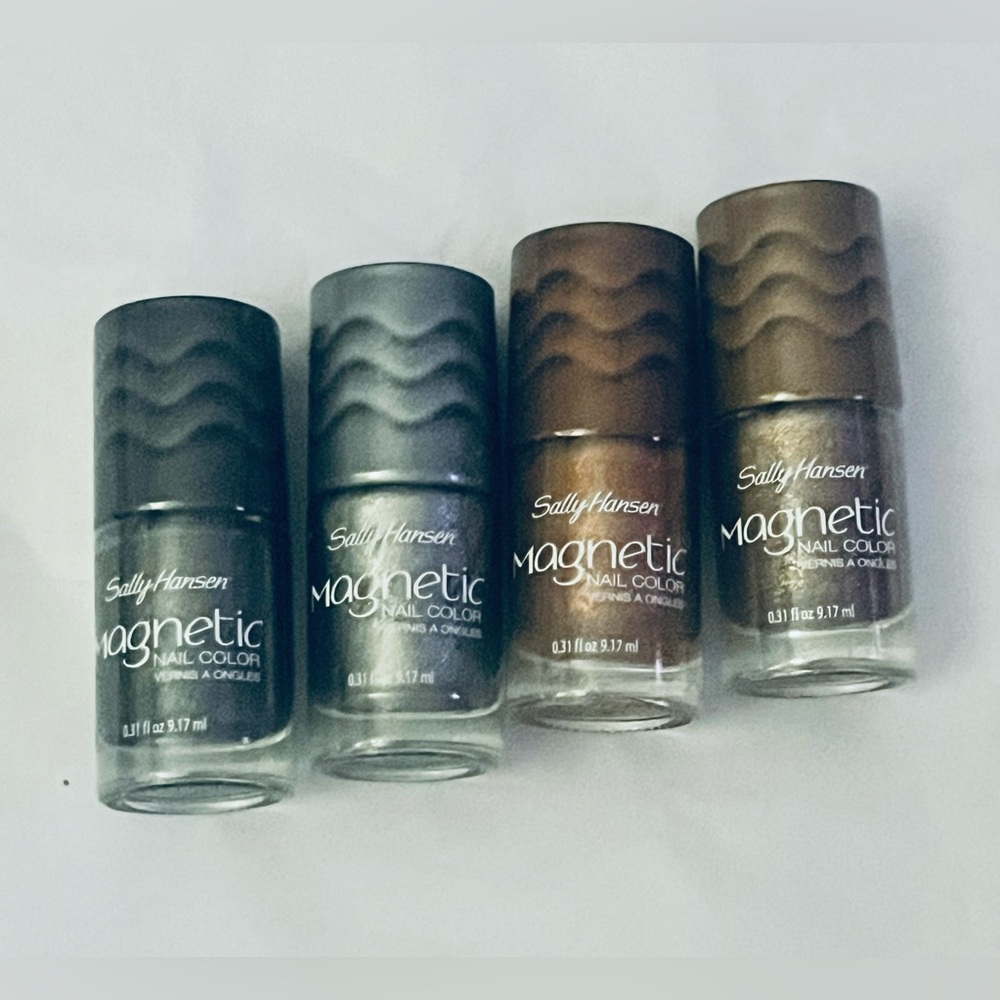 Sally Hansen Magnetic Nail Color (4) ~ New & Sealed